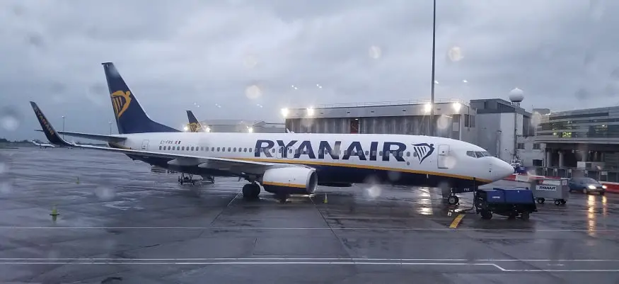 Ryanair plane Brussels to Dublin flight